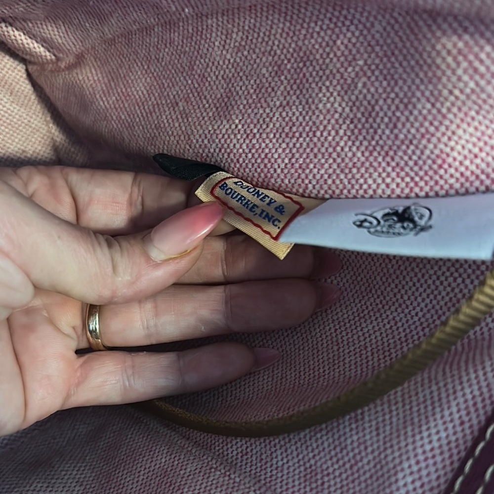 Dooney & Burke Disney Vacation Club Purse - Picture 3 of 7